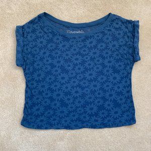 Dark blue daisy-patterned Aeropostale crop top